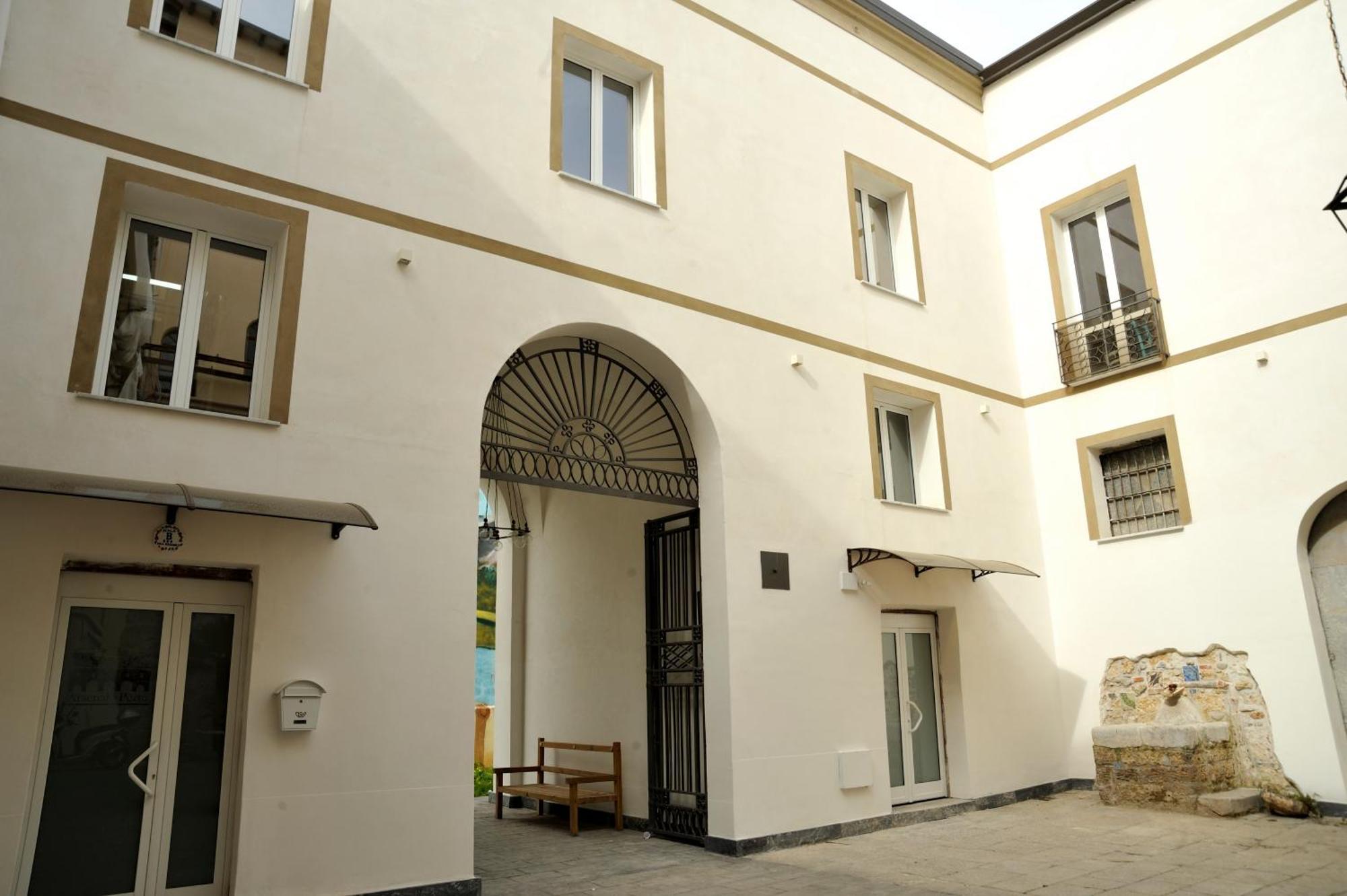 Arsenale Porto Bed & Breakfast Palermo Exterior photo